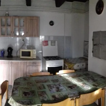 Benko Vendeghaz Guest house Kiskutas