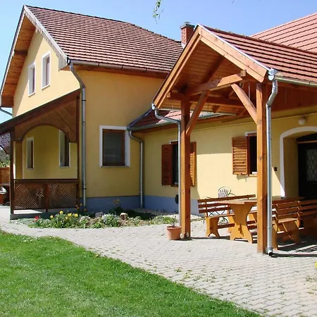 Guest house Benko Vendeghaz Kiskutas